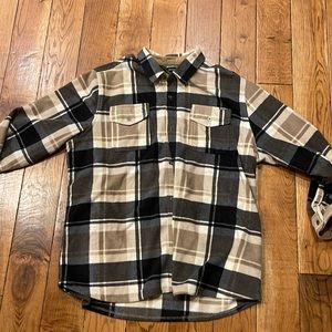 Mens XXL Eddie Bauer fleece shirt. In excellent condition